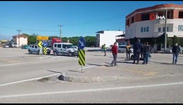 Bursa'da kazada motosiklet sürücüsü yaralandı