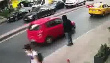 Şoke eden olay! Yanına oturduğu kadını önce taciz etti sonra da...