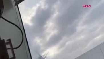 Kalp taşıyan ambulans helikopter yere çakıldı