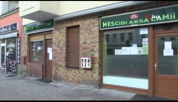 Berlin'deki Mescid-i Aksa Camisi'ne çirkin saldırı