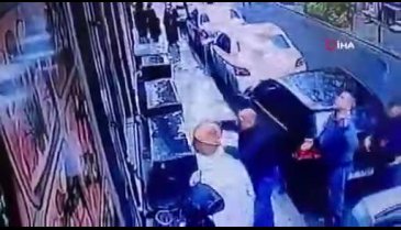 Balkondan sepetle sarkıtılan silahlarla saldırdılar