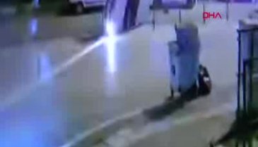 Bursa'da polise 'Hiçbir şeye sap olamadım' diyen alkollü sürücünün kaza anı kamerada