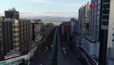 Bursa'da boş cadde ve meydanlar havadan görüntülendi