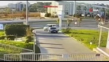 Bursa'da polise silah çekip kaçmaya çalıştı! O anlar kameralara yansıdı