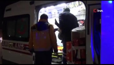 Bursa'da iki otomobil çarpıştı: 3'ü çocuk 5 yaralı