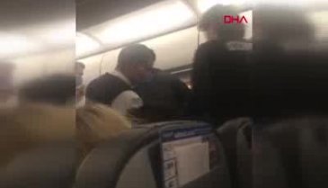 Uçakta maske arbedesi: 3 yolcu ile futbolcular birbirine girdi