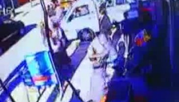Bursa'da 4 kişinin yaralandığı silahlı çatışmanın görüntüleri ortaya çıktı