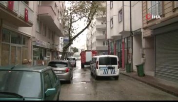 Bursa'da yangında kapıları balyozla kırıp insan aradılar