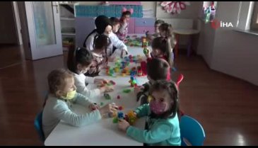 Bursa'da anaokulu ve kreşler için son ders zili çaldı, çalışan veliler kara kara düşünüyor
