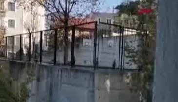 Bursa'da kısıtlamayı ihlal eden çocuklar ekip otosunun siren sesini duyunca kaçıp saklandı