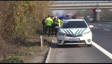 Eski nişanlısını öldürüp cesedini yol kenarına attı
