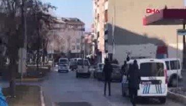 Yakını 3 kadını öldürdü, vurularak yakalandı