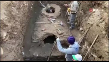 Bursa İznik'te inşaat temel kazısında tarihi esere rastlandı