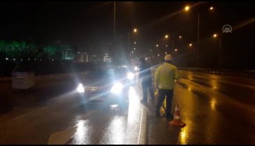 Bursa'da kısıtlamaya uymayan ehliyetsiz sürücü ve arkadaşı ceza yedi