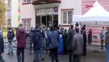 HDP il binası önünde gerginlik