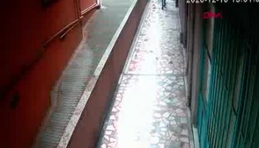 Evinin balkonundan düşen Ergenekon sanığı hayatını kaybetti