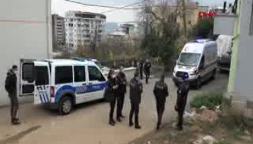 Bursa'da bir genç arkadaşının evinde ölü bulundu
