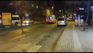 Bursa'da ambulans ve motosiklet kafa kafaya çarpıştı