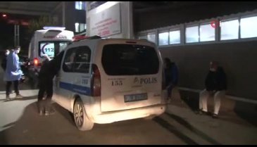 Polis memuruna döner bıçaklı saldırı