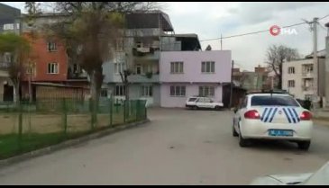 Bursa'da polisi görünce çil yavrusu gibi dağıldılar