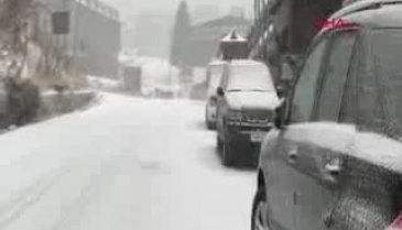 Yılbaşı öncesinde Bursa Uludağ'da tipi etkili oldu