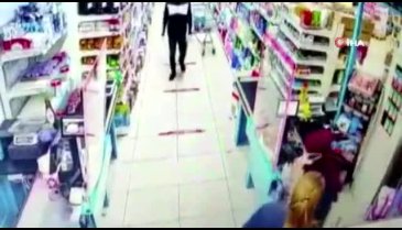 Marketi soyup 7 bin lira çaldılar