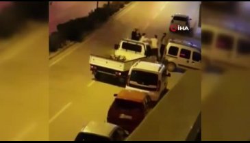 Bursa'da yol verme kavgasında tekme ve yumruklar konuştu
