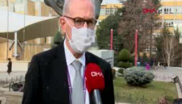 "Hastalığı ortadan kaldırmak için toplumun yüzde 90'ı aşılanmalı"
