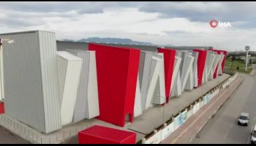Türkiye'nin en büyük atletizm salonu Bursa'da açılış için gün sayıyor