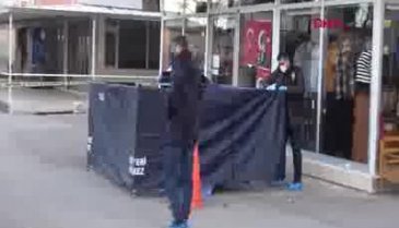 Babasını sopayla döverek öldürdü!