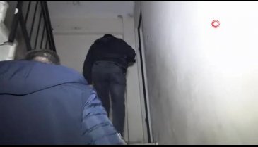 Bursa'da uyuşturucu içerken suçüstü yakalandılar