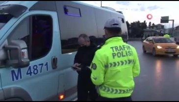 İstanbul polisi trafikte denetim yaptı