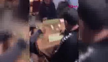 Cezayı kimin ödeyeceğini belirlemek için oynamaya devam ettiler