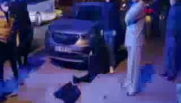 Bursa'da polisten kaçan motosikletli kaza yapıp yaralandı, üzerinden uyuşturucu ve tabanca çıktı