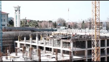 Bursa Osmangazi Meydanı yol seviyesine yükseldi