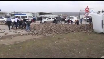 Bursa İnegöl'de trafik kazasında 2 kişi yaralandı