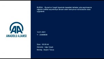 Bursa'da iki kilometre boyunca tahtaları yola saçarak ilerledi