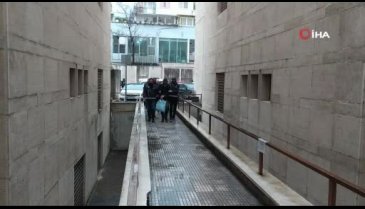 Bursa'da uygunsuz fotoğraflarla teşhir edip şantaj yapan çete çökertildi