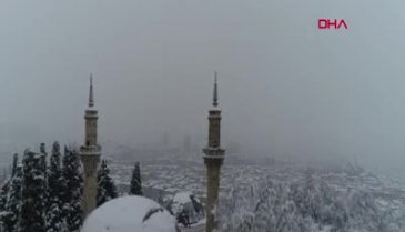 Beyaz örtüyle kaplanan Bursa havadan görüntülendi