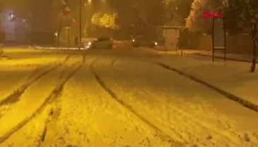 Bursa'da karlı yolda drift yaptılar