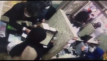 Döviz bürosunda, 3 bin doları saniyeler içinde böyle çaldı