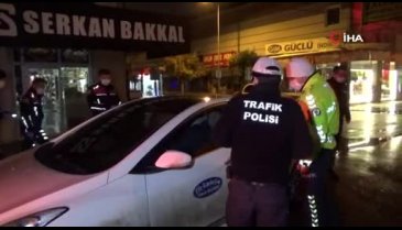 "Arabamı almayın kurban olayım" diye yalvardı