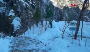 Bursa Oylat Mağarası'daki sıcaklık, kış aylarında da 18 derece ölçülüyor