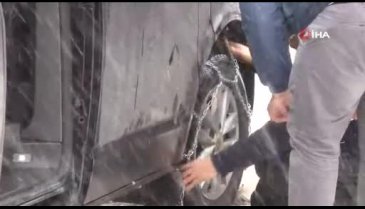 Bursa'da yoğun kar yağışı etkili oluyor