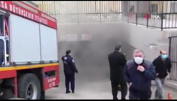 Bursa'da yangını izlemek için kısıtlamayı ve sosyal mesafeyi unuttular