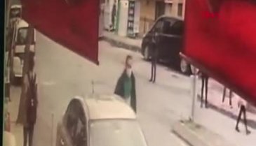 Sokak ortasında dehşet! Vurup kaçtılar