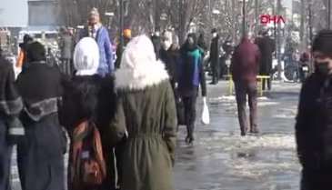 Bursa'da Bilişim Uzmanı Akın: Fotoğraf çekerken dikkatli olun
