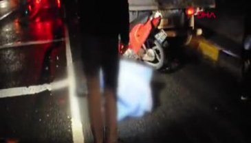 Kamyona çarpan motosikletli hayatını kaybetti