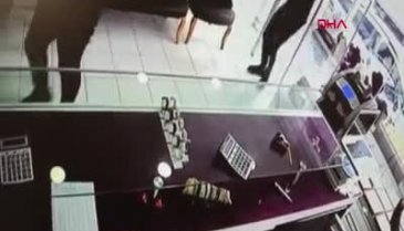 Bursa'da pompalı tüfekle kuyumcu soydular!