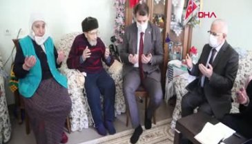 Emekli çift, 5 milyon liralık birikimini cami için bağışladı